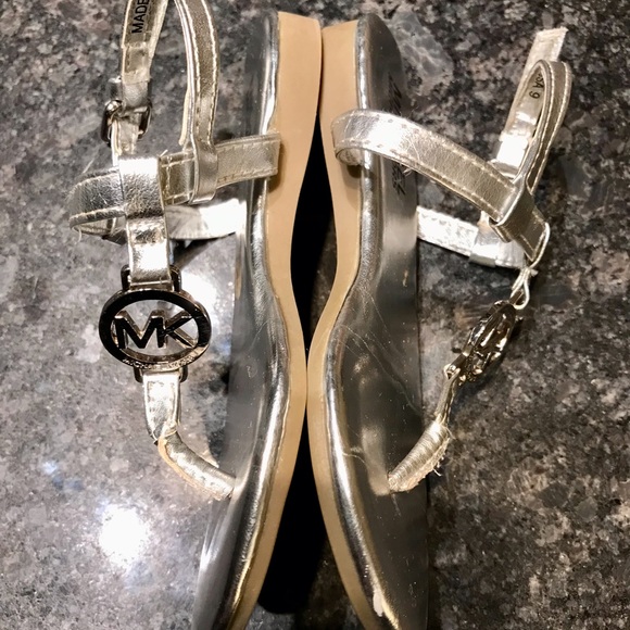 MICHAEL KORS Sandals Toddler Size 9 - Picture 7 of 8
